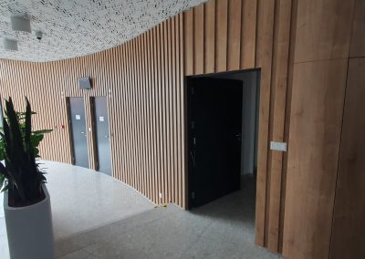 Wall cladding with wood